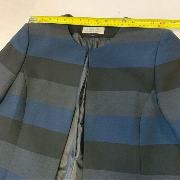 Tahari Arthur S Levine blue gray striped blazer - Picture 6 of 10